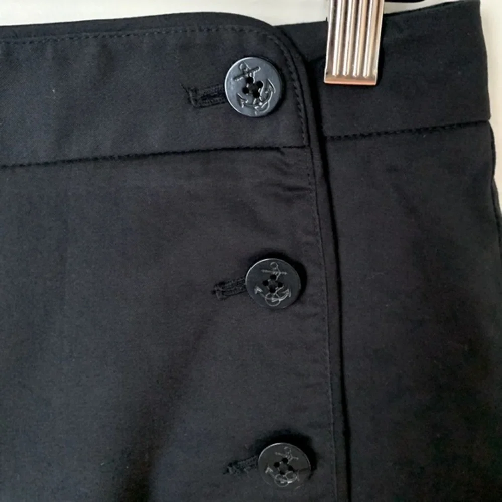 Aritzia Talula size 00 black short - Picture 6 of 15
